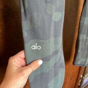 Alo leggings